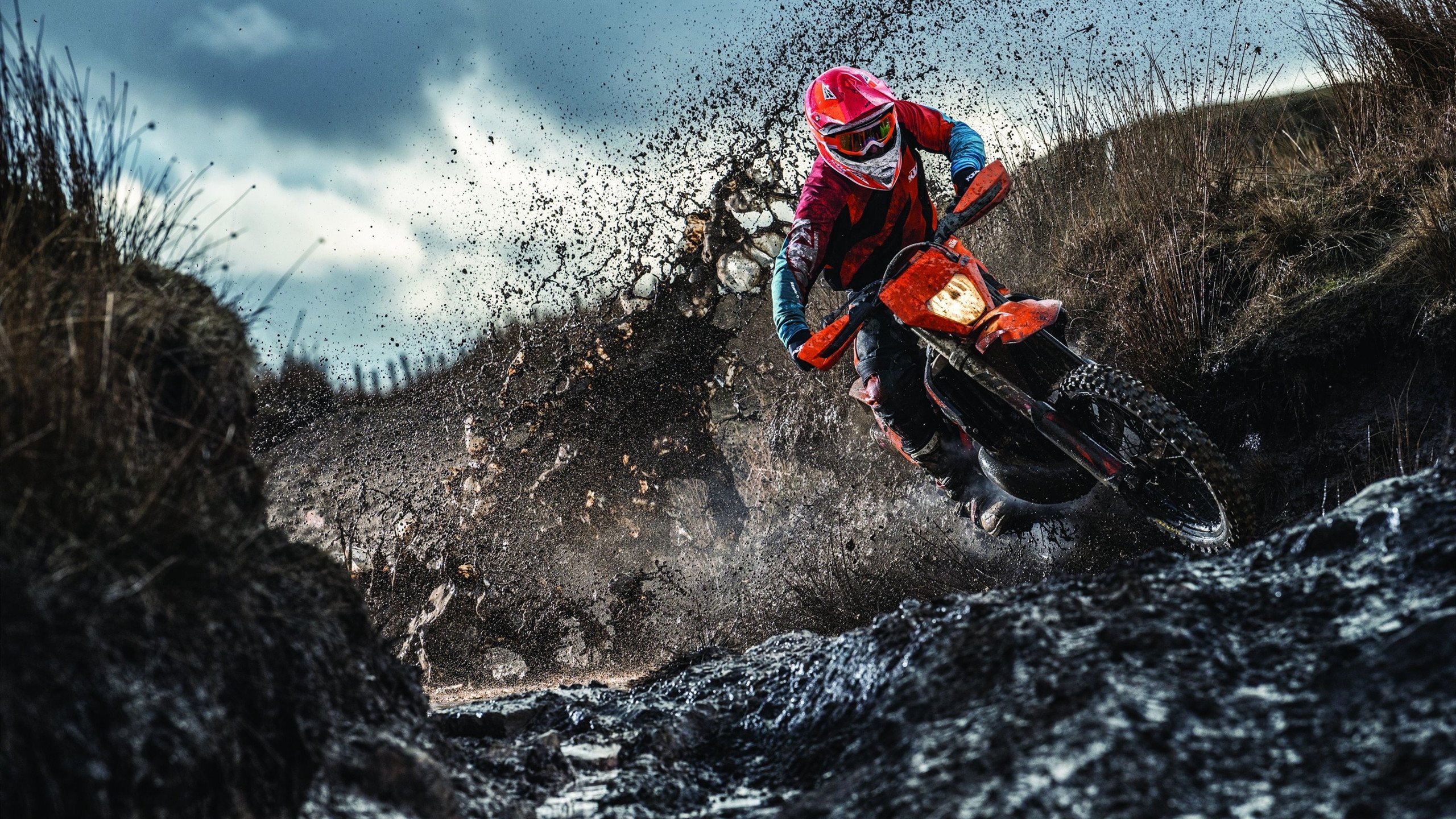 Jiu You-_极地冰川徒步：探索白雪皑皑的冒险之旅_，极地冰川主要在哪里